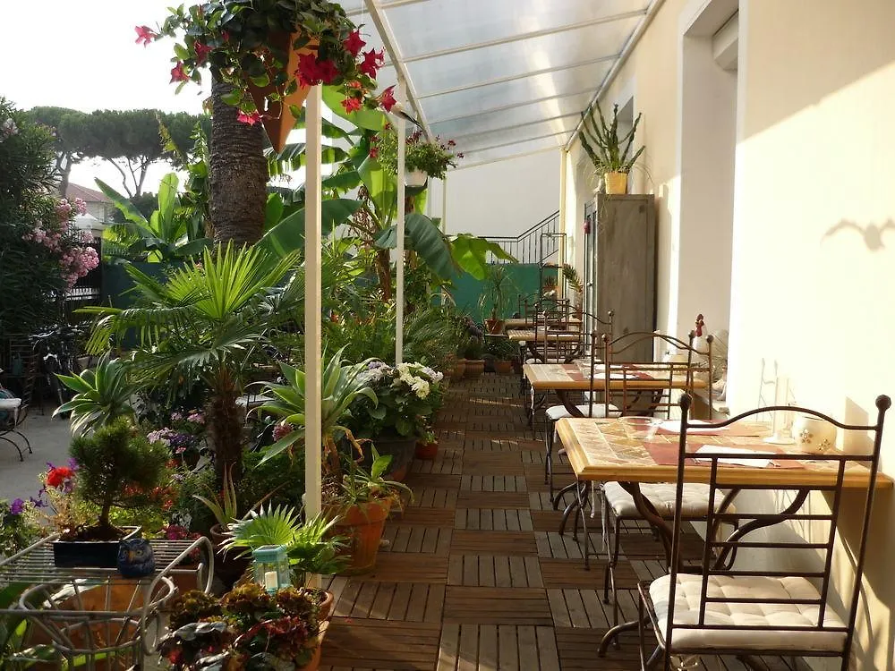 Logis Hotel Villa Victorine Nice